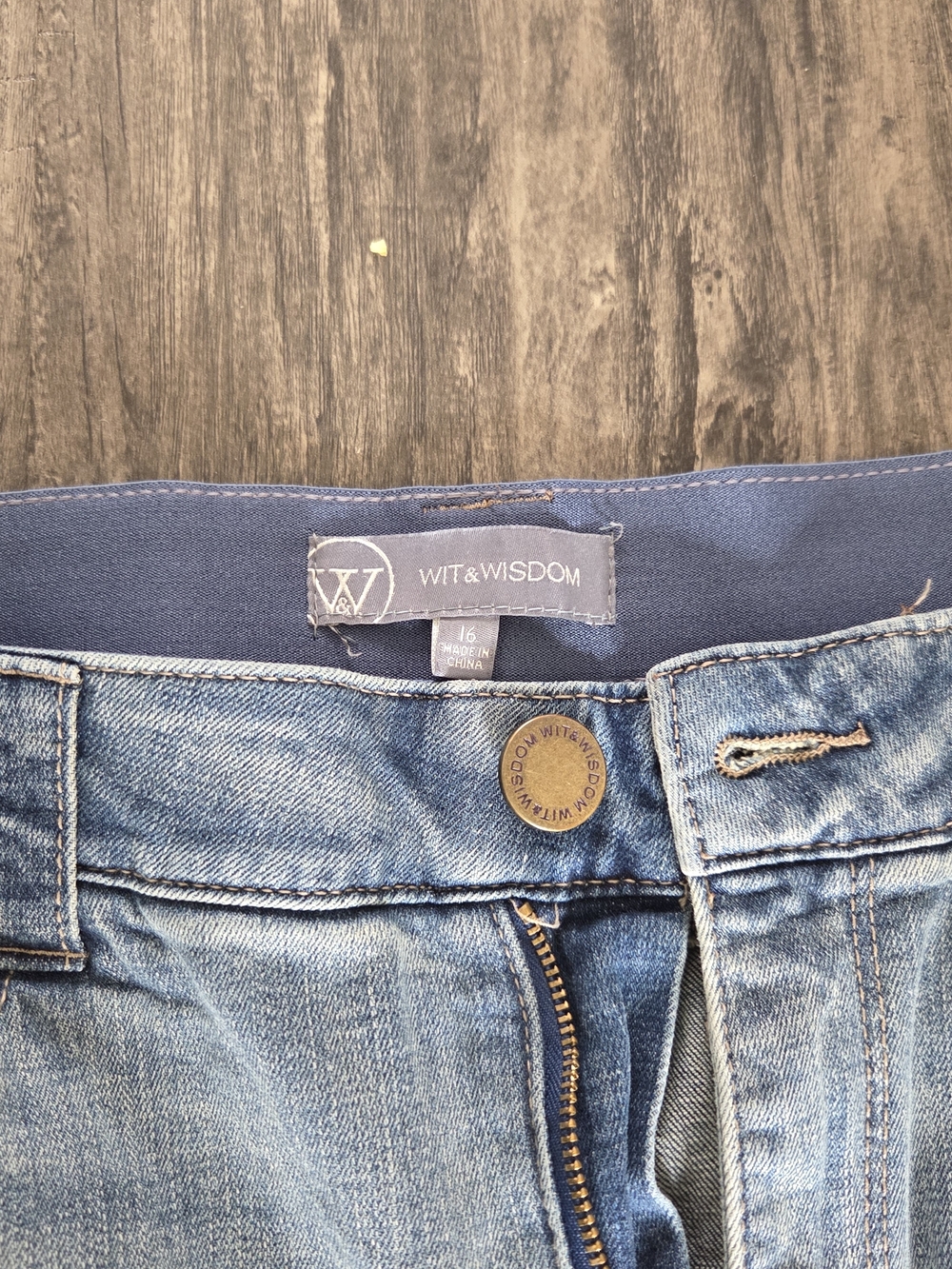 Wit & Wisdom Women's Medium Blue High-Rise Denim Jeans